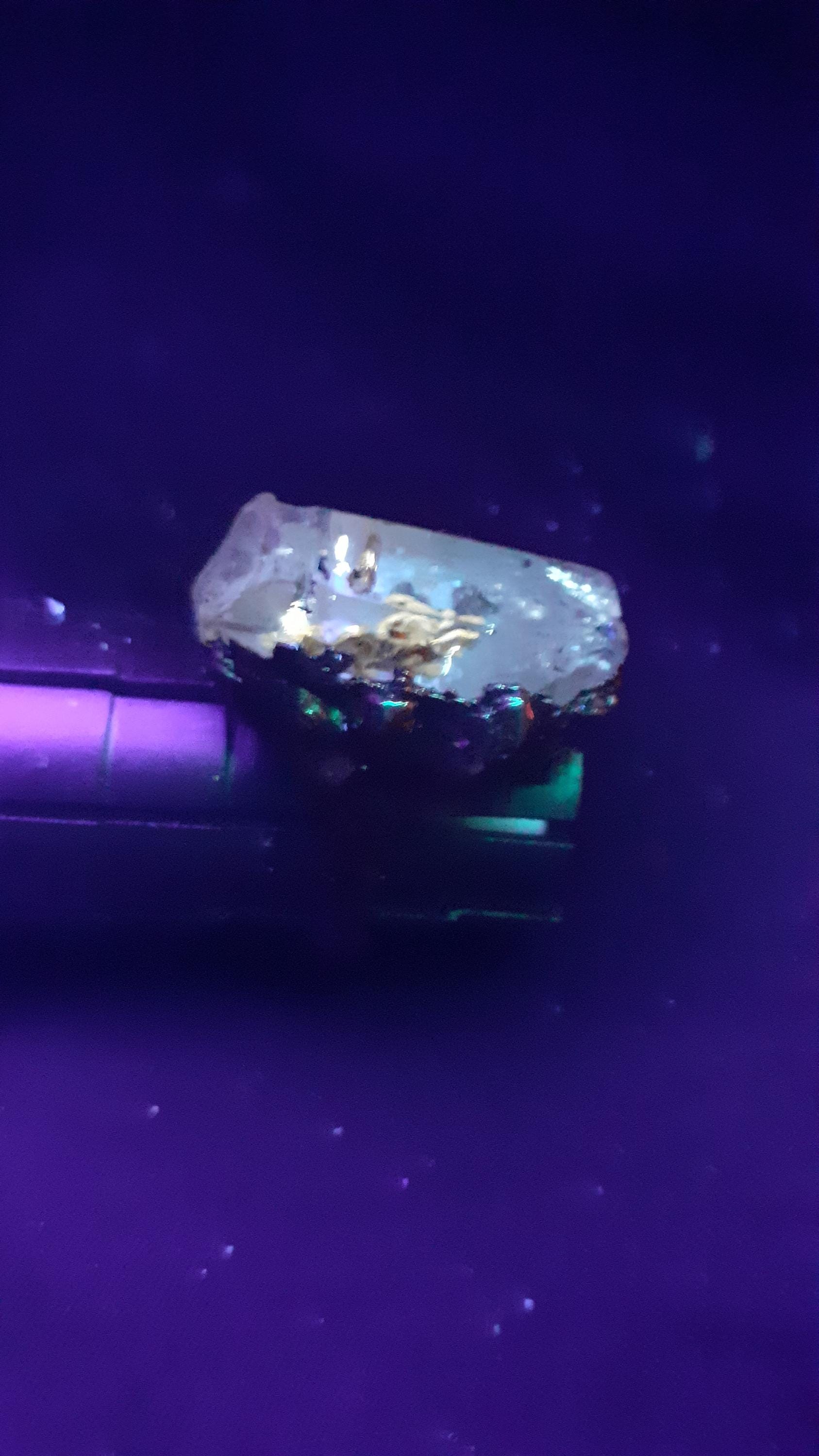 Enhydro crystal ring // Uv reactive crystal // Golden enhydro // Electroformed Copper