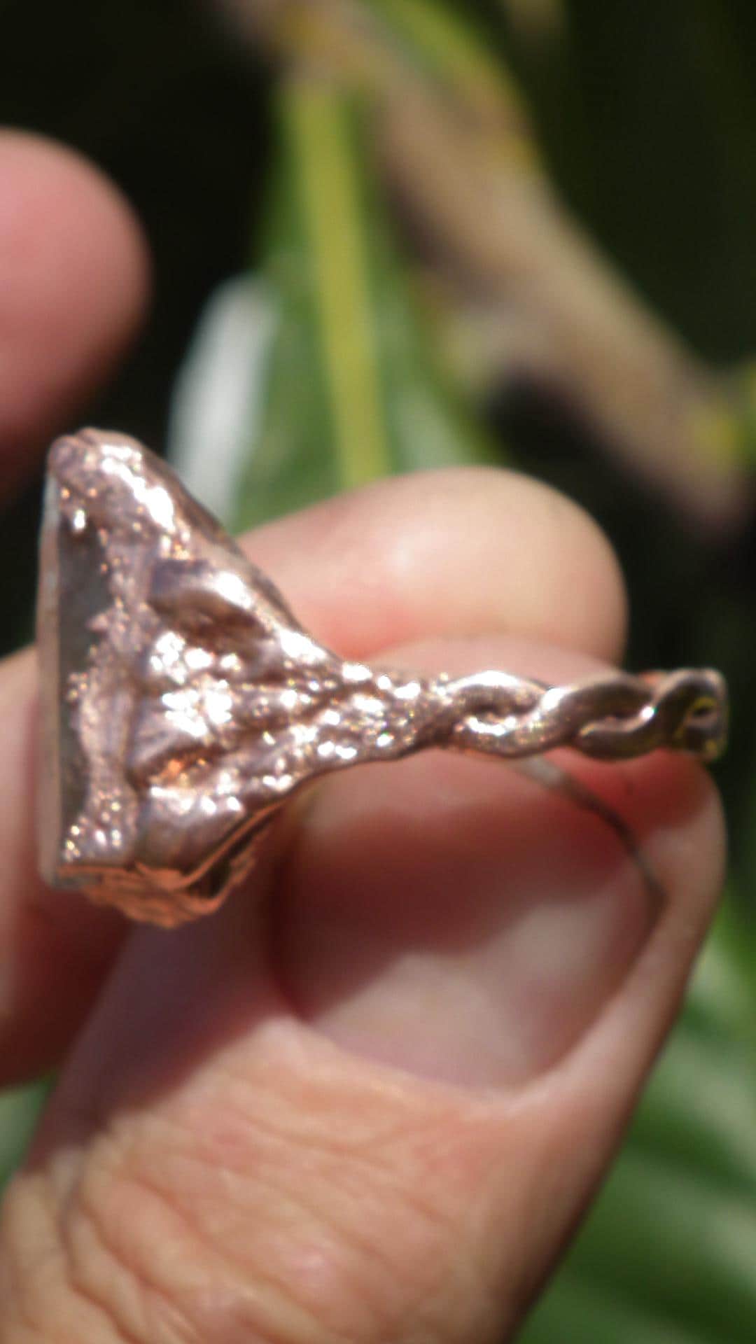 Enhydro crystal ring // Uv reactive crystal // Golden enhydro // Electroformed Copper