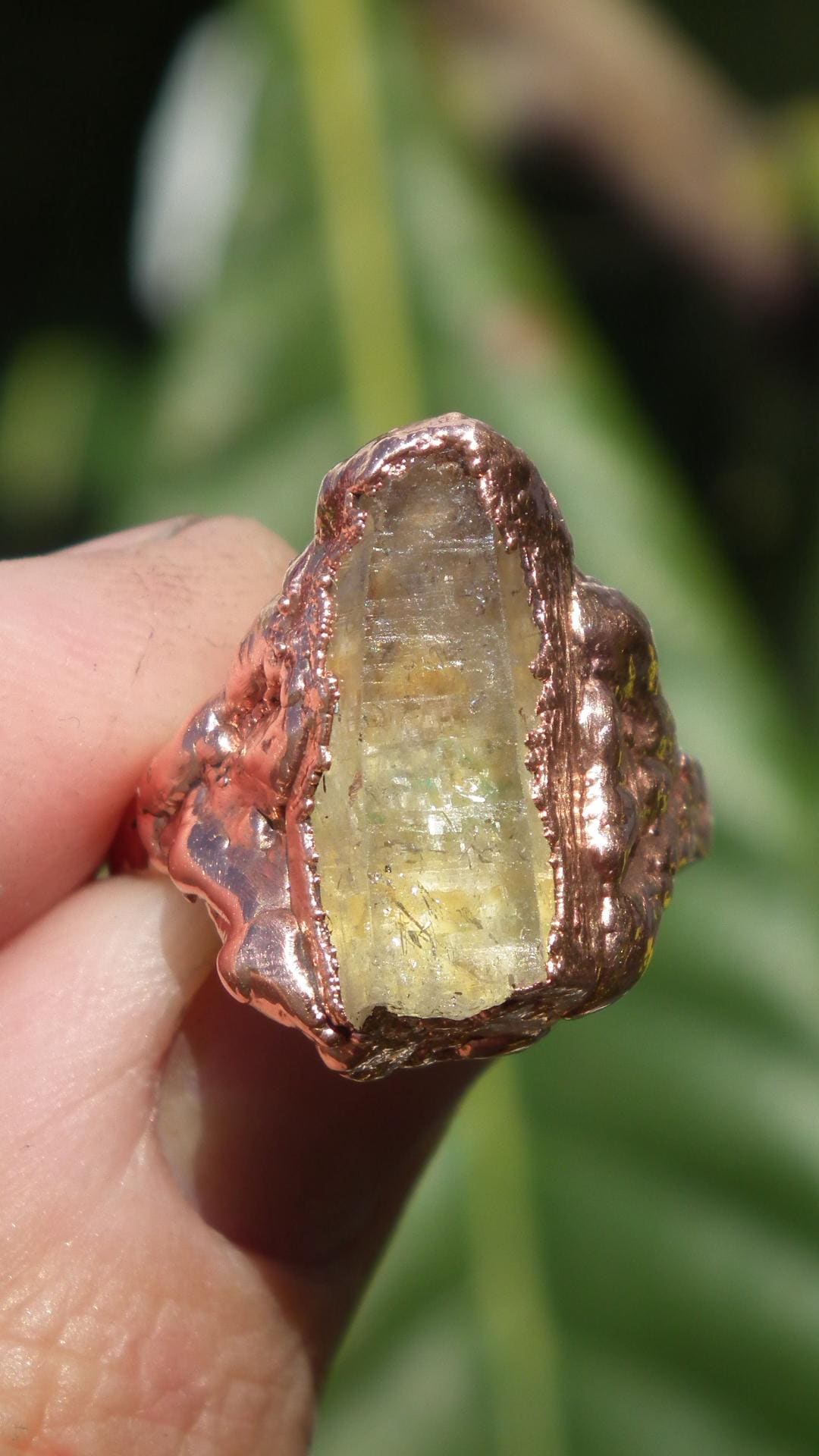 Enhydro crystal ring // Uv reactive crystal // Golden enhydro // Electroformed Copper