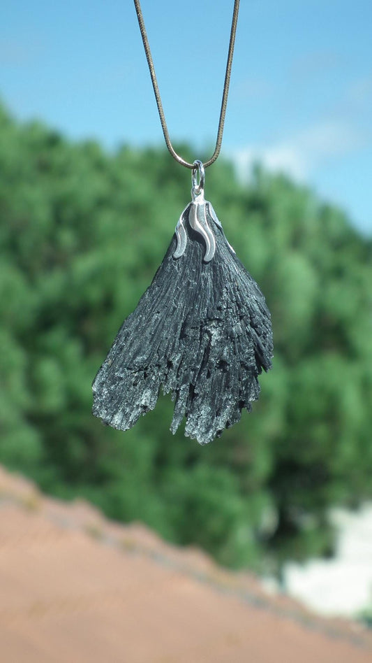Black Kyanite pendant