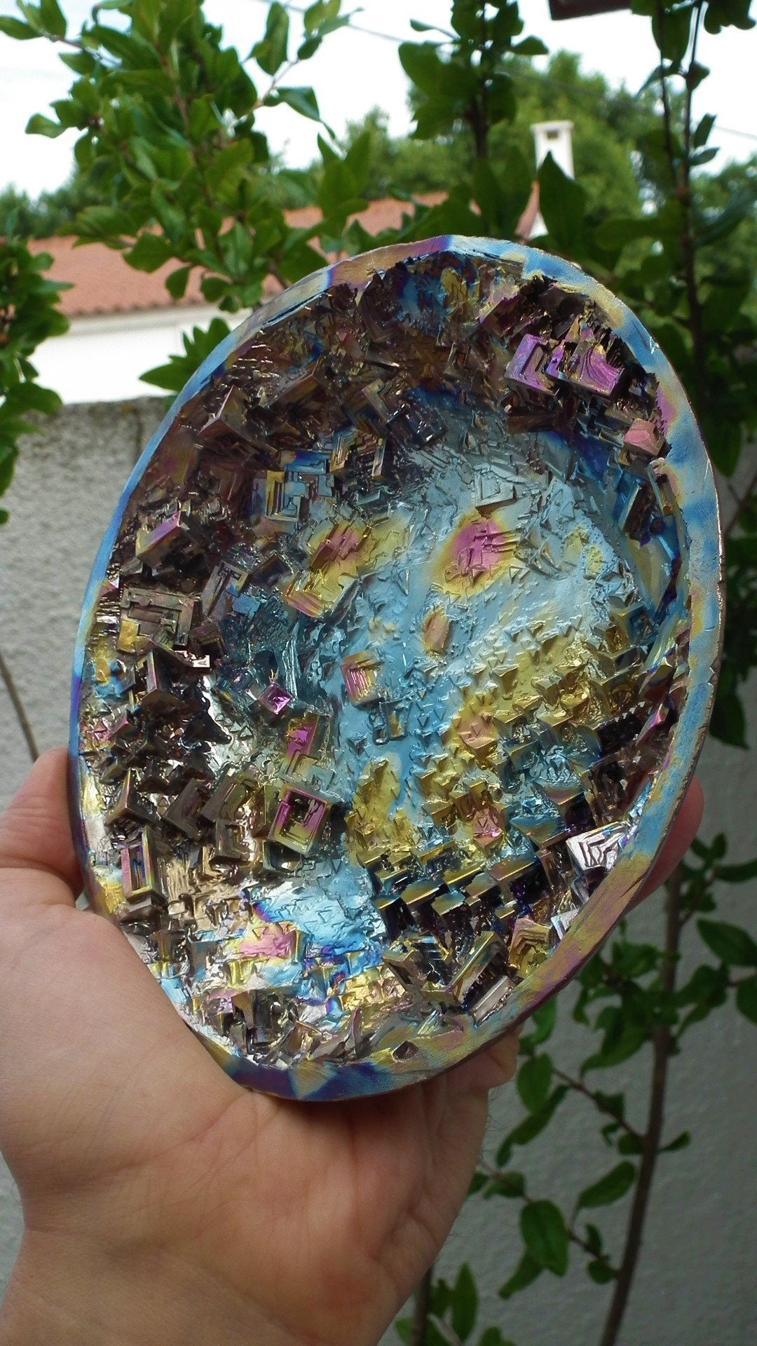Bismuth Sculpture / Bismuth crystal / Natural Bismuth geode
