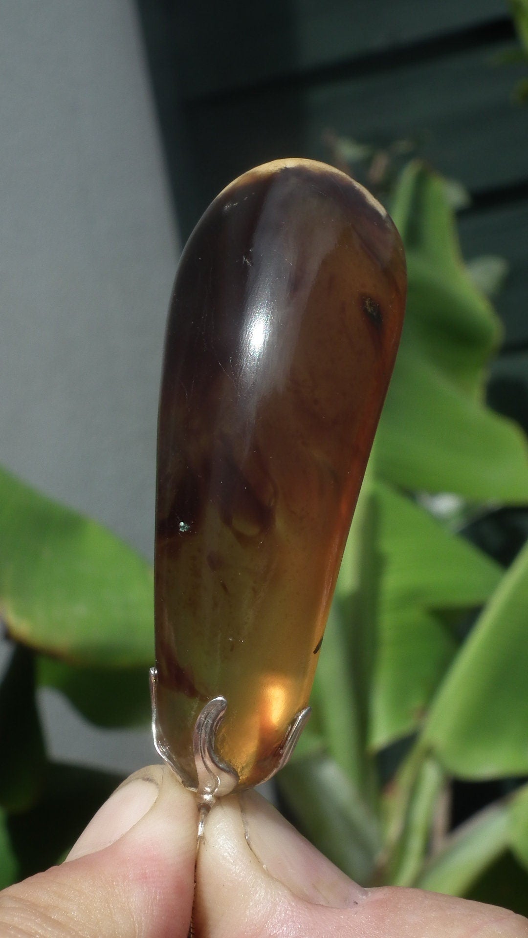 Big Sumatra amber pendant