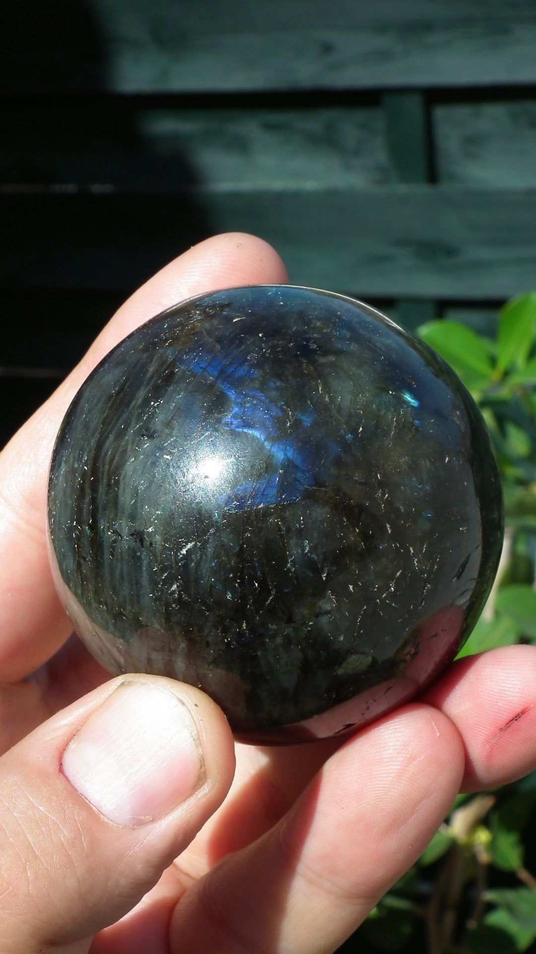 Labradorite sphere from Madagaskar // 62 mm sphere