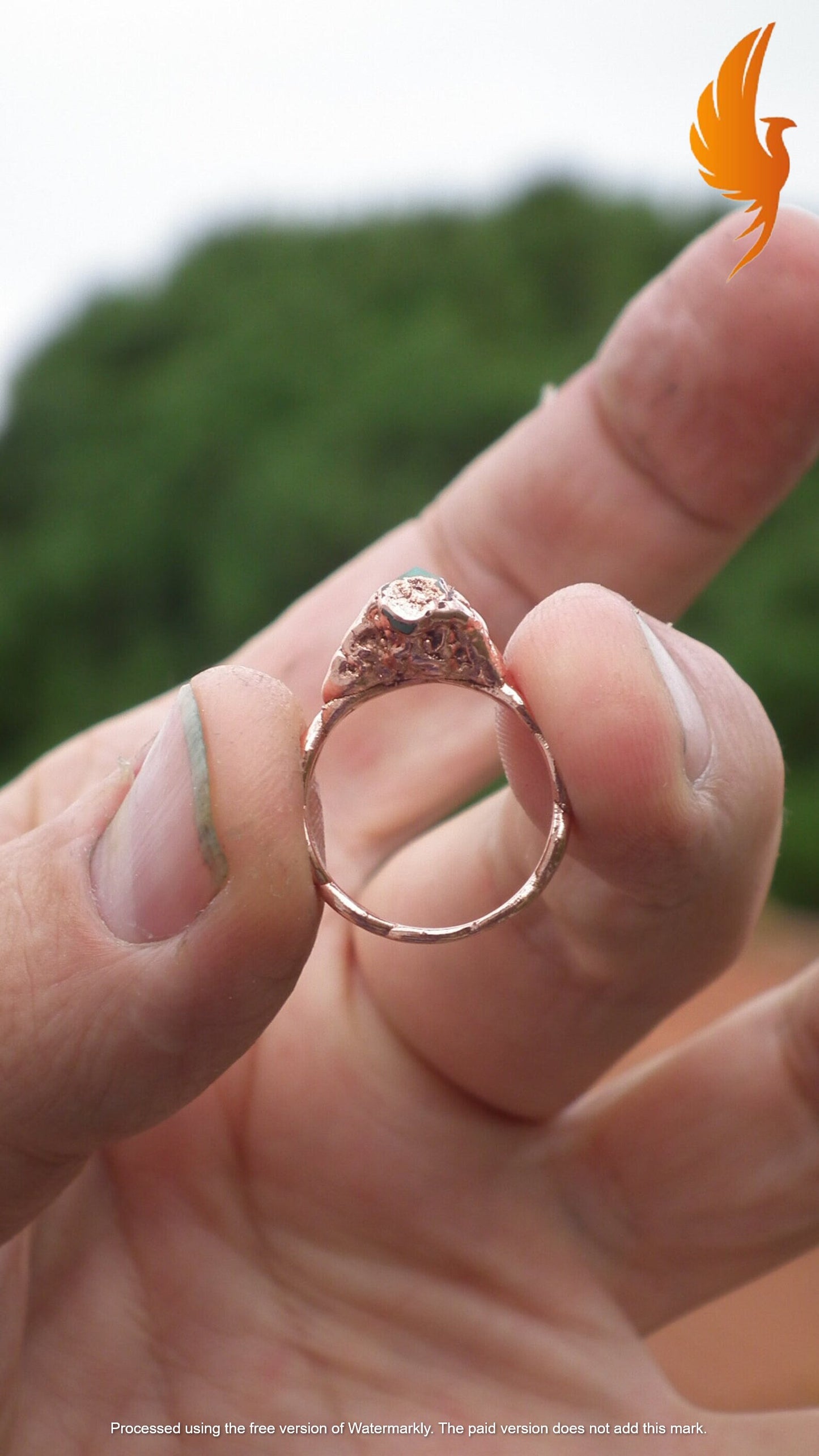 Raw emerald ring // Dainty emerald ring // Copper emerald ring