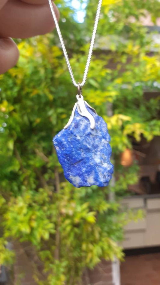 lapis lazuli necklace / raw lapis lazuli