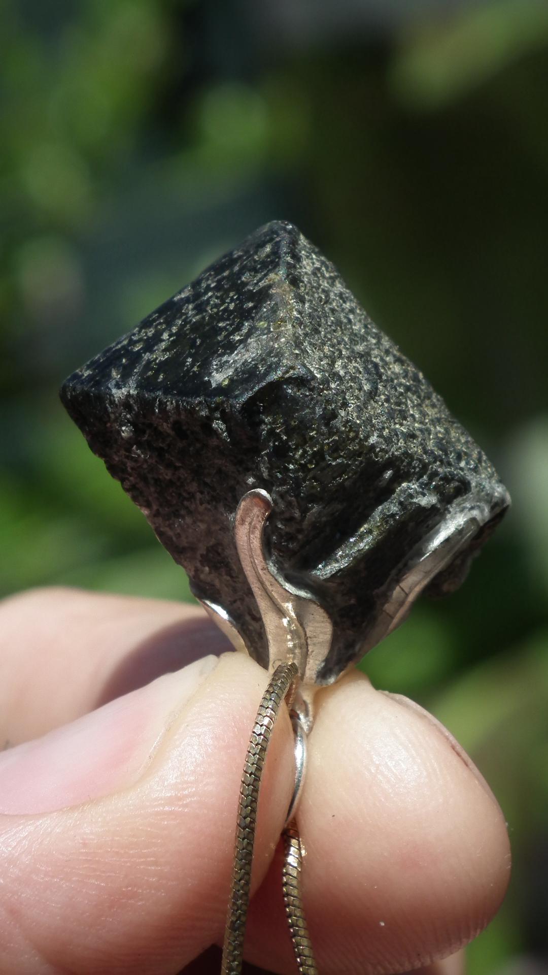 Raw epidote necklace / Epidote quartz