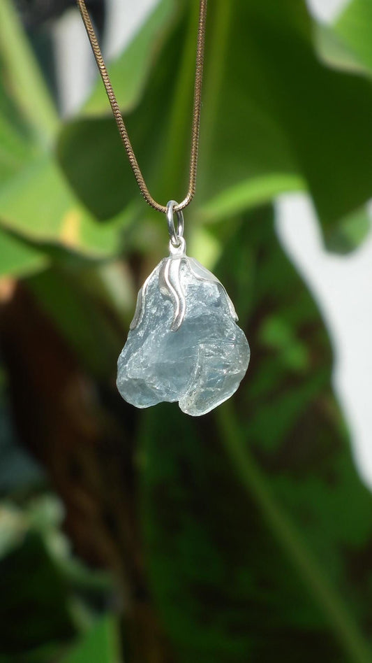 Celestite necklace / Celestite crystal / Blue celestite