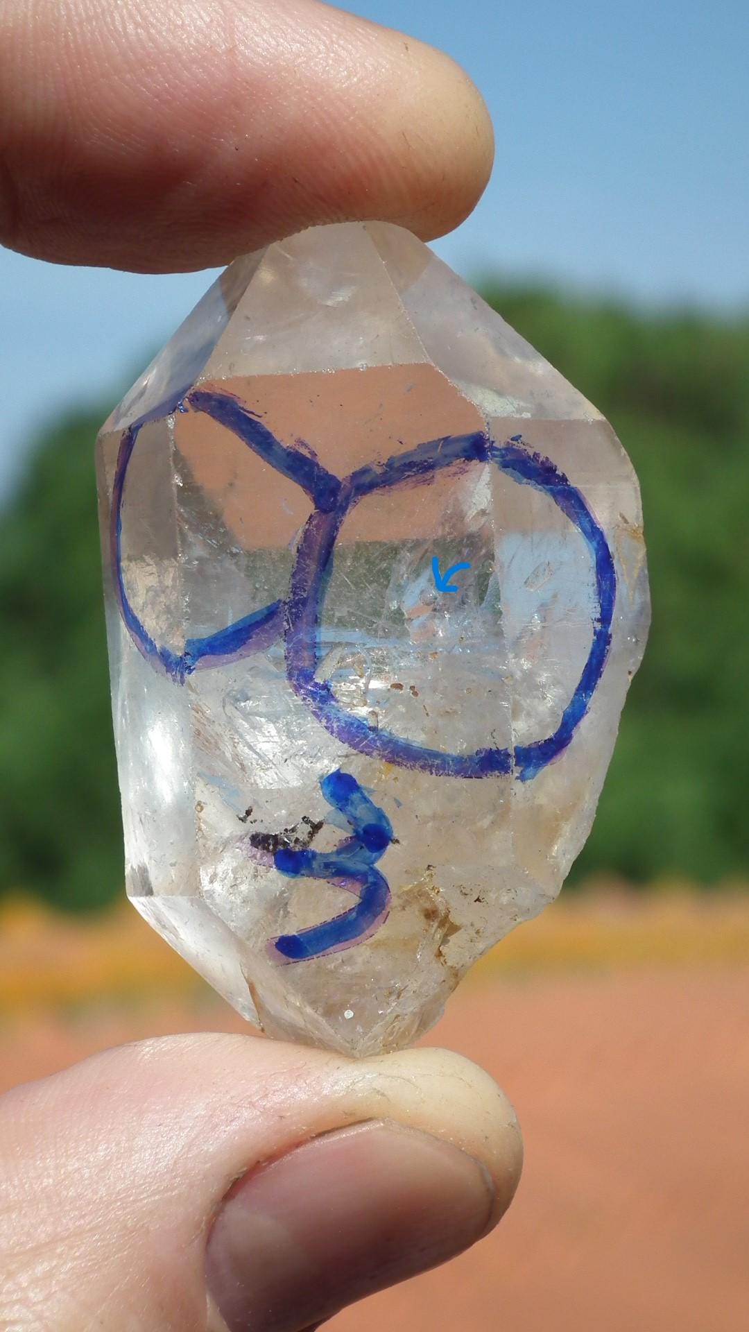 Double terminated enhydro quartz