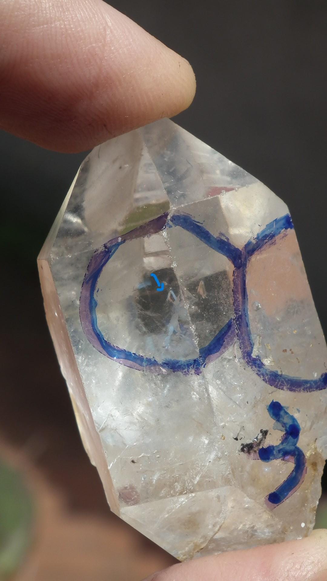 Double terminated enhydro quartz