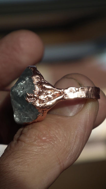 Electroformed Copper celestite ring / rough celestite
