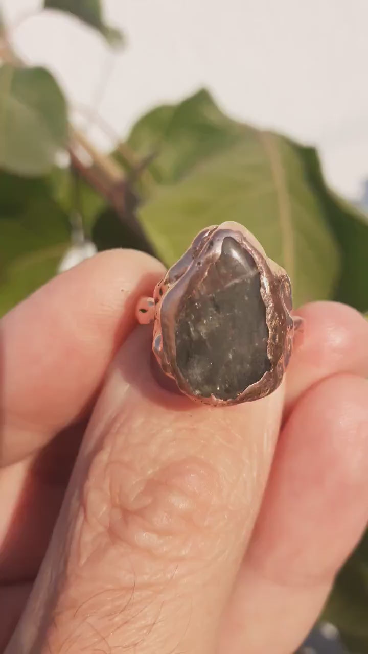 Electroformed copper Super 7 ring / Amethyst cacoxenite