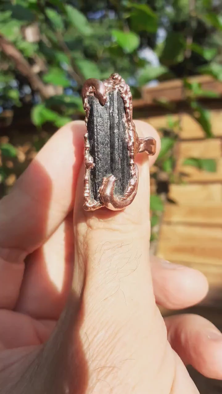 Black tourmaline ring / Electroformed copper