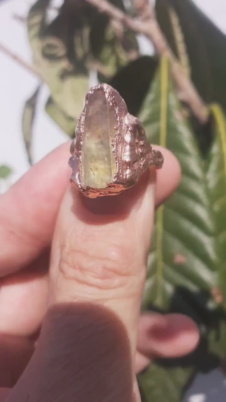 Enhydro crystal ring // Uv reactive crystal // Golden enhydro // Electroformed Copper