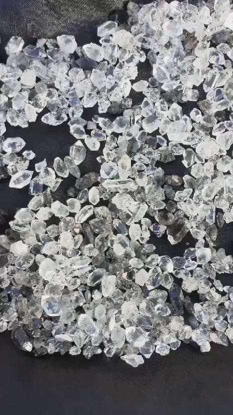 Herkimer diamonds  // Raw crystals