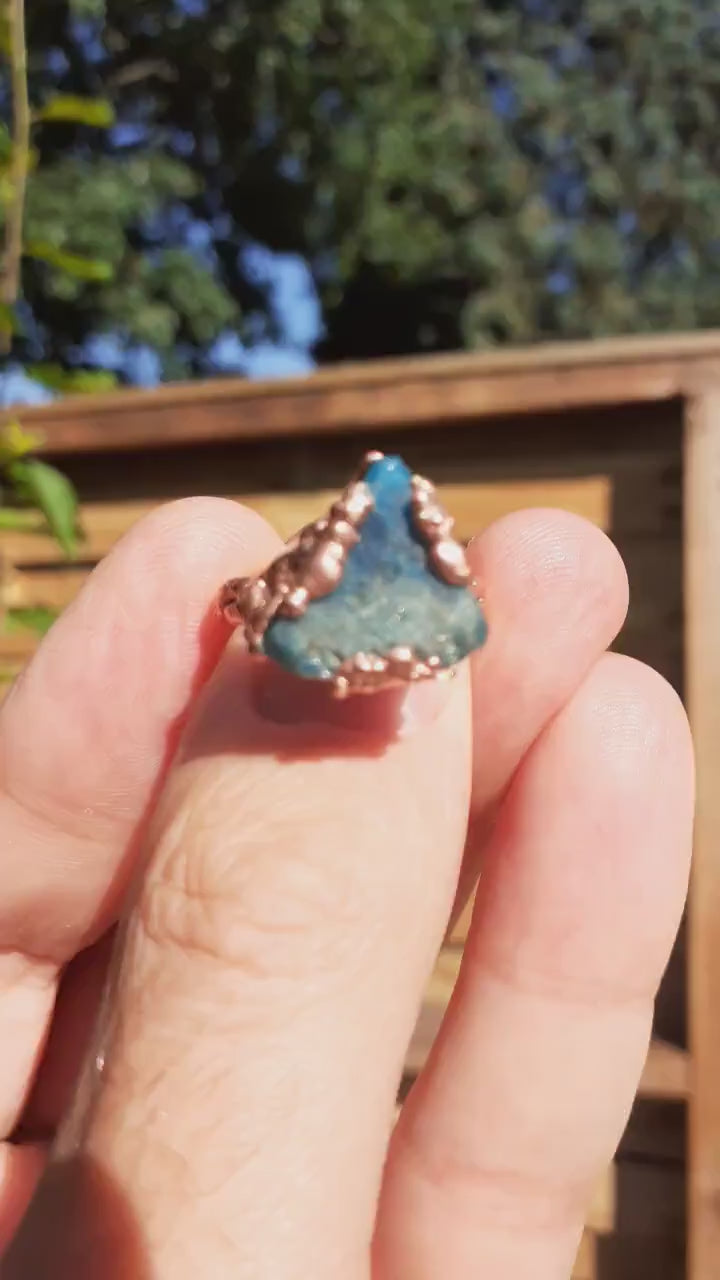 Blue apatite ring /  Electroformed copper / Raw blue apatite