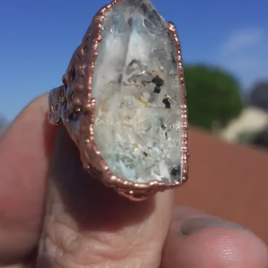 Enhydrokristalring // Uv-reactief kristal // Gouden enhydro // Elektrogevormd koper