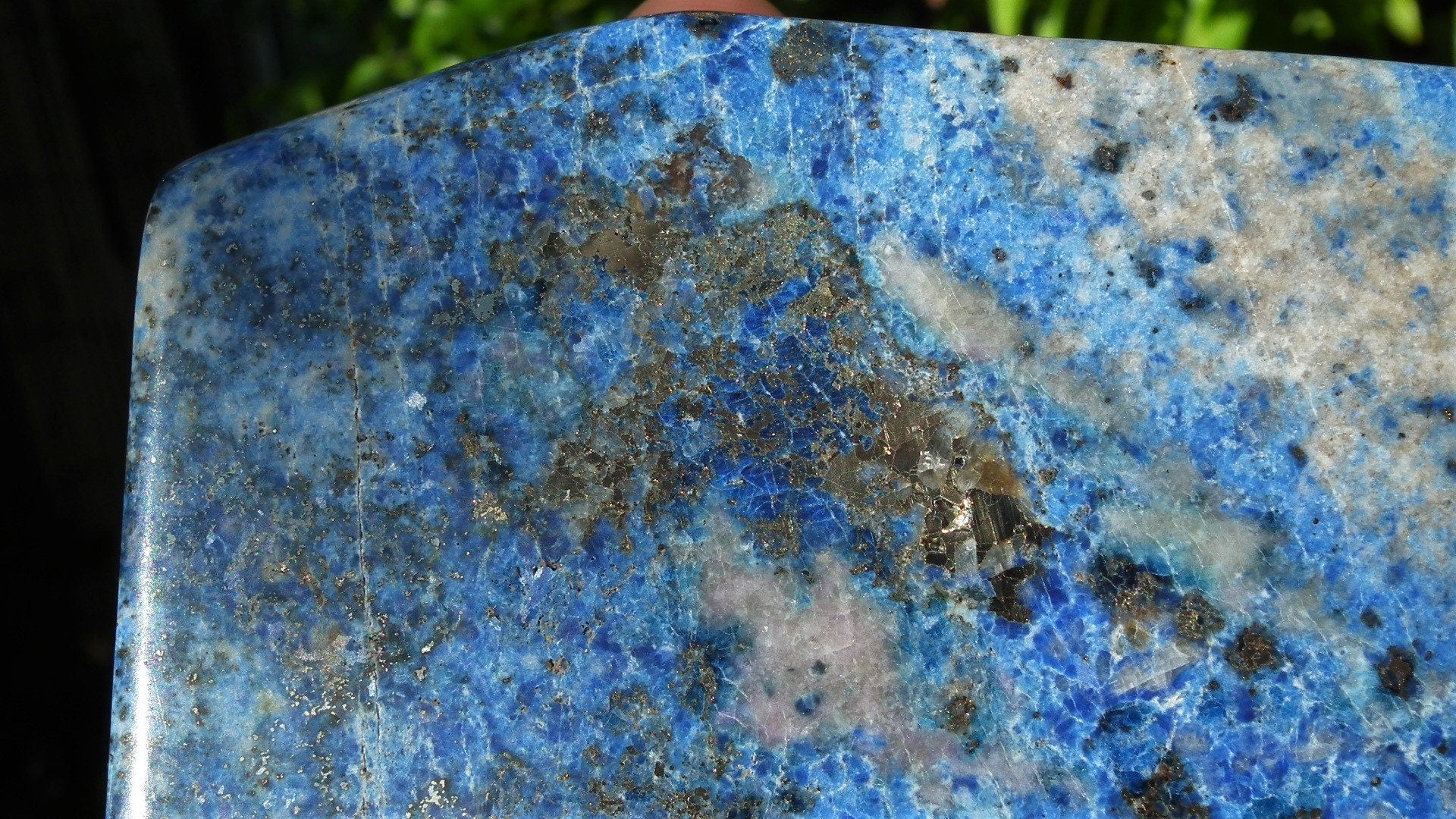 Lapis Lazuli Freefrom / Sculpture